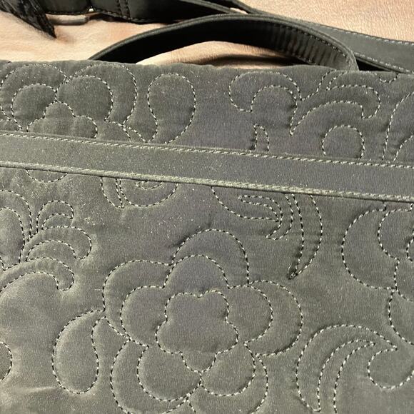 Vera Bradley Black Quilted Floral Laptop Messenger Bag Briefcase Adjustable‎ - Picture 4 of 16